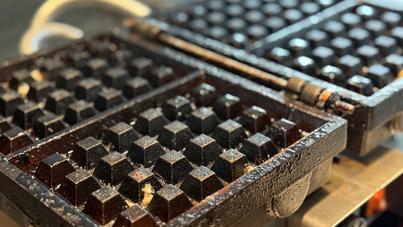 Very hot Liège waffle iron